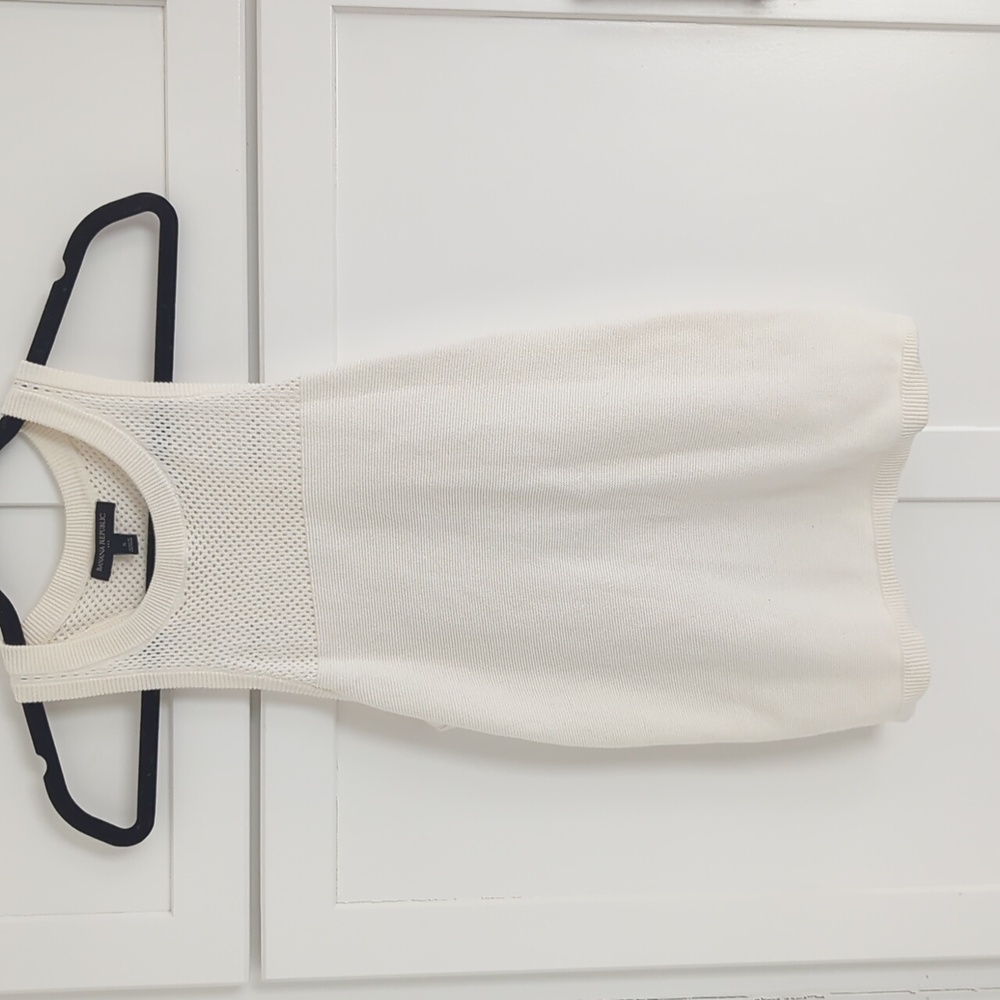 Banana Republic | 100% Cotton White Beachy Partial Mesh Tank | Muscle Tee